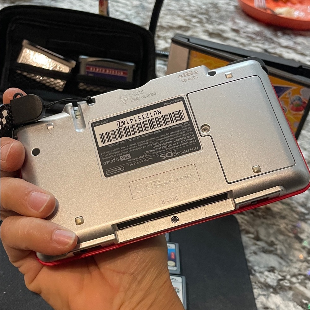 Nintendo DS SPECIAL edition Red handheld gaming - Mario Cart DS EWC - no charger - Picture 10 of 16